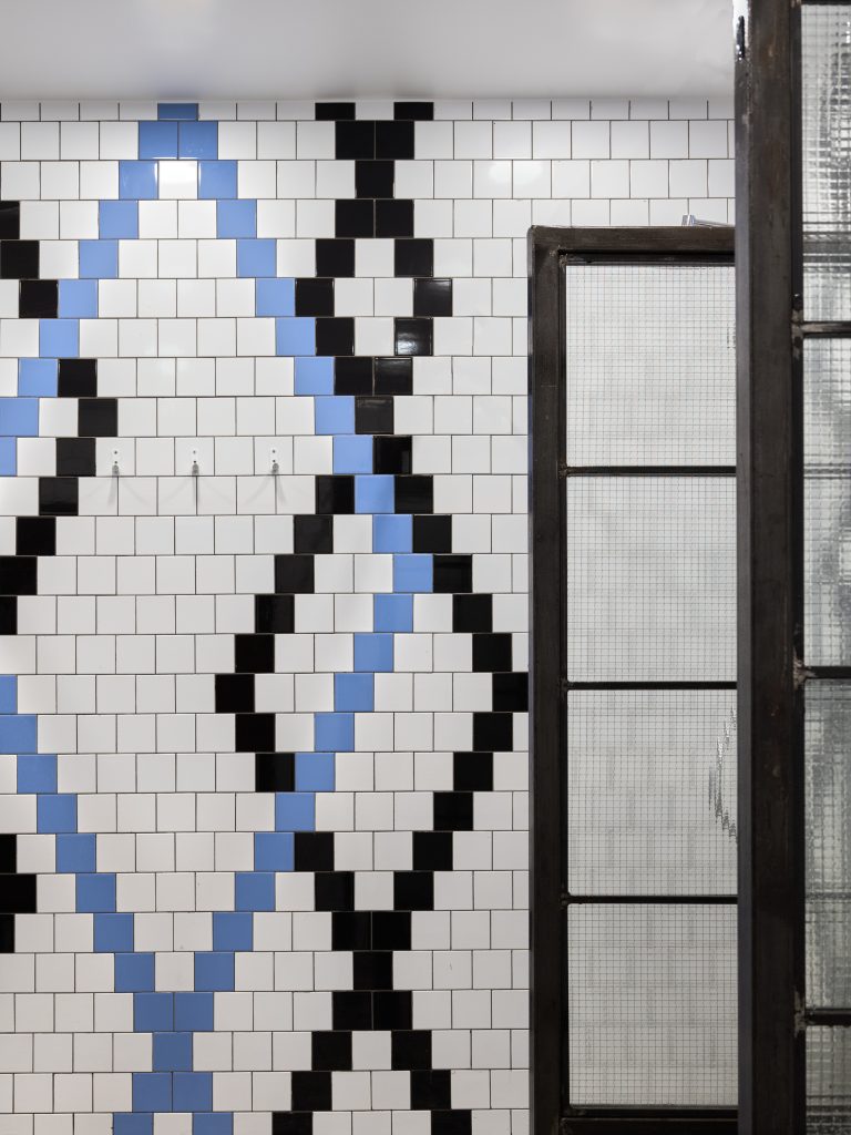 A-GYM_fintess_design_by_Bad_Reputation_DSCF9085